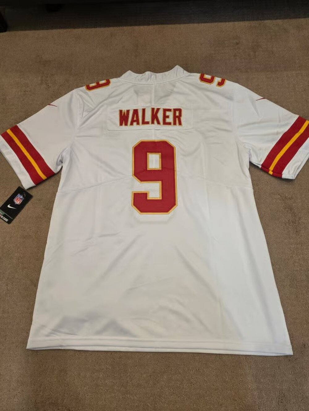 Kenneth Walker III White Jersey Vapor Stitched